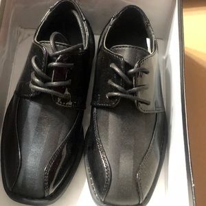 New In Box Toddler Boy Dress Shoes